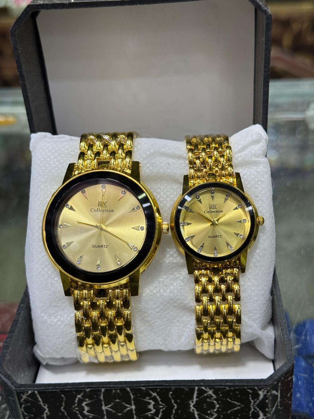HK Collection Gold Couple Wrist Watches – Elegant Matching Quartz Set