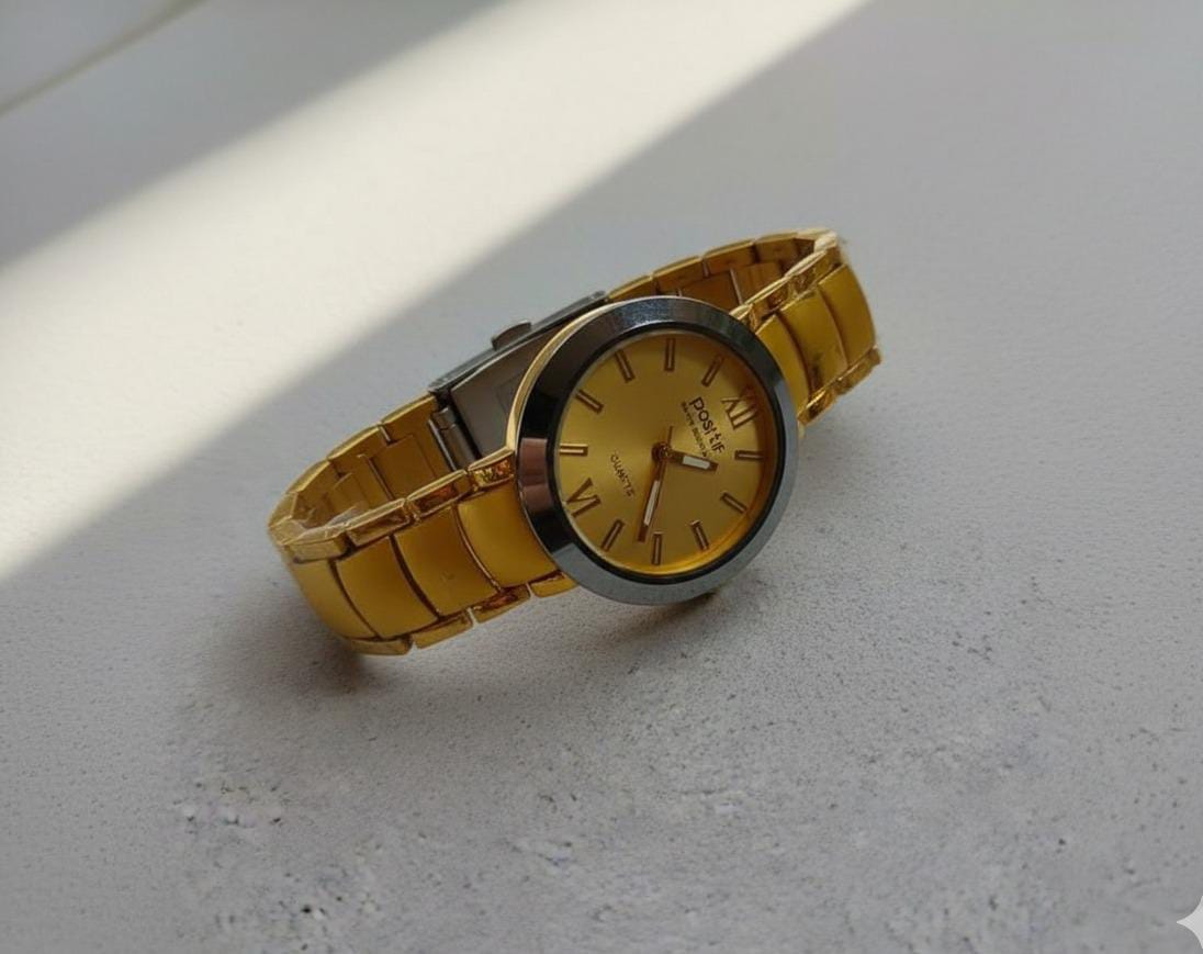POSHÉ Classic Gold Wrist Watch – Elegant Quartz Timepiece for Men & Women